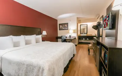 Red Roof Inn PLUS+ Pittsburgh South - Airport