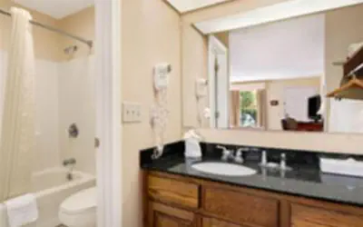 Baymont by Wyndham Waycross