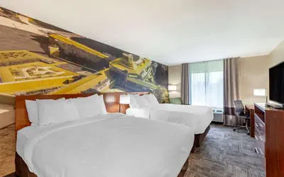 Clarion Pointe Racine - Mount Pleasant