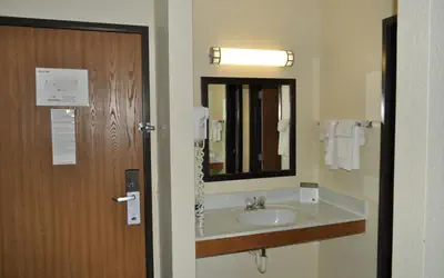 AmericInn by Wyndham Plymouth