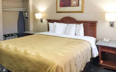 Quality Inn & Suites Oceanside Near Camp Pendleton