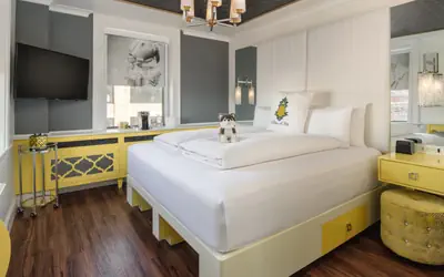 Staypineapple, A Delightful Hotel, South End