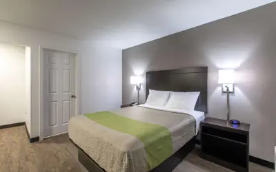 Studio 6-Greenville, SC - I-85 Near Downtown