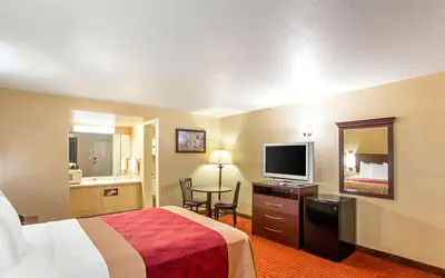 Econo Lodge McAlester