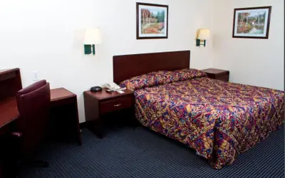 Country Hearth Inn-Union City