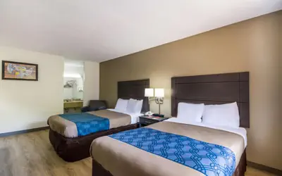 Econo Lodge Little Creek