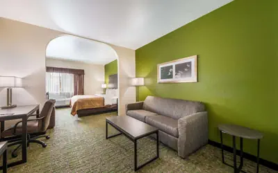 Quality Suites San Antonio Brooks City Base