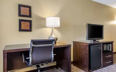 Suburban Studios Arlington Heights Elk Grove