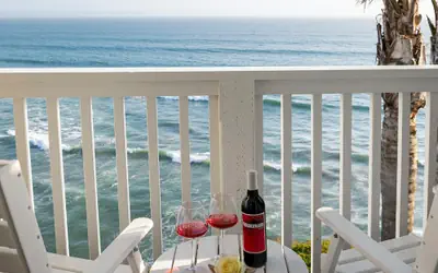 Pismo Lighthouse Suites