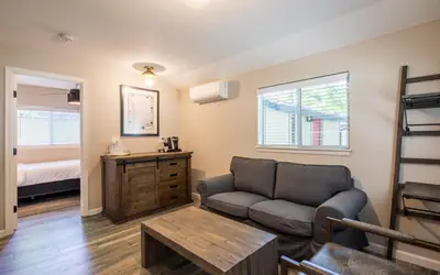 Cottages On River Road