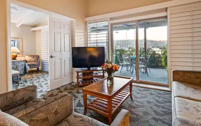 Best Western PLUS Island Palms Hotel & Marina