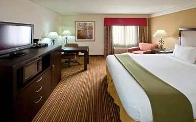 Baymont by Wyndham Litchfield