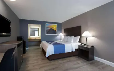 Days Inn by Wyndham Chesapeake