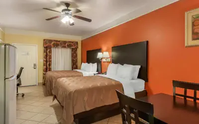 Quality Inn & Suites at The Outlets Mercedes-Weslaco