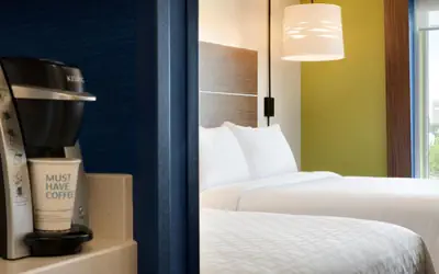 Holiday Inn Express & Suites - Yorkville by IHG