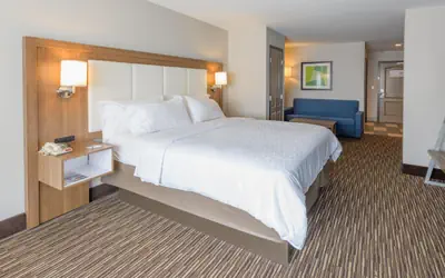 Holiday Inn Express & Suites Jamestown by IHG
