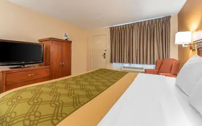Econo Lodge Louisville Downtown