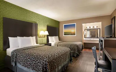 Days Inn by Wyndham Hardeeville/ I-95 State Line