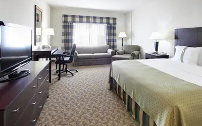 Holiday Inn Springdale-Fayetteville Area by IHG