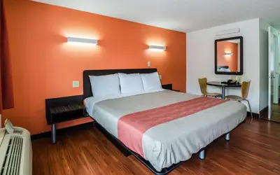 Motel 6-Troutville, VA