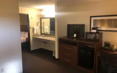 Cobblestone Hotel & Suites - Wisconsin Rapids