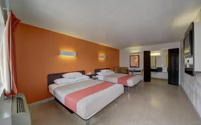 Motel 6-San Antonio, TX - Downtown - Market Square