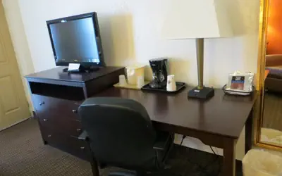 Days Inn by Wyndham Cave City