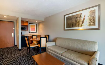 Wingate by Wyndham Gillette