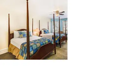 Lakeside Inn on Lake Dora