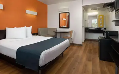 Motel 6-Carpinteria, CA - Santa Barbara - North