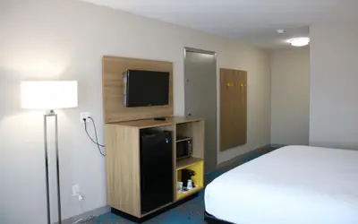 Days Inn by Wyndham Waco University Area