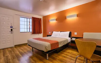 Super 8 by Wyndham Petaluma