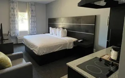 Days Inn by Wyndham Zachary LA