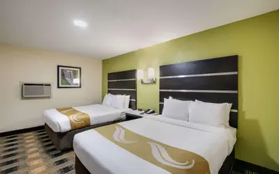 Quality Inn & Suites Mt Chalet