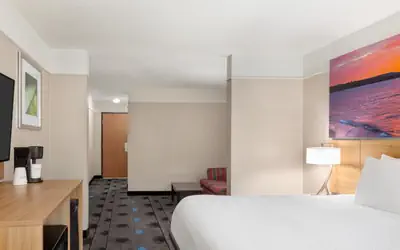 Days Inn by Wyndham Kansas City International Airport