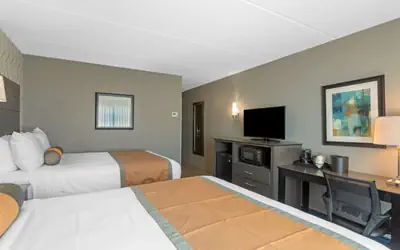 Best Western Plus Bowling Green