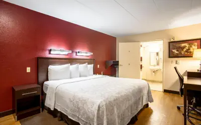 Red Roof Inn PLUS+ Mt Pleasant - Patriots Point