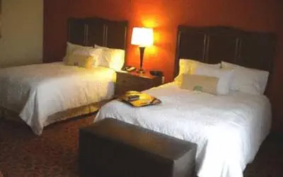 Hampton Inn & Suites Cincinnati / Uptown - University Area