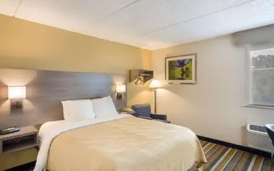 Quality Inn Albany Colonie