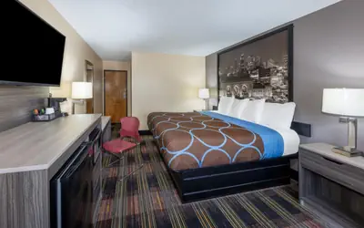 Super 8 by Wyndham Kansas City at Barry Road/Airport