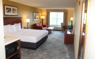 Country Inn & Suites by Radisson, Crystal Lake, IL
