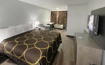 Super 8 by Wyndham Pigeon Forge Downtown