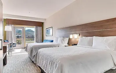 Holiday Inn Express Hotel & Suites Lake Elsinore by IHG