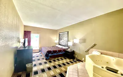 Super 8 by Wyndham Conway