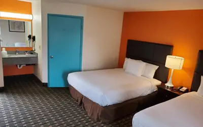 Howard Johnson by Wyndham Spokane North