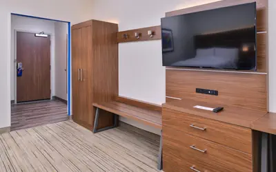 Holiday Inn Express & Suites Farmville by IHG