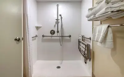 Comfort Suites Bethlehem Near Lehigh University and LVI Airport