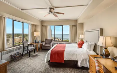 The Hotel Captain Cook