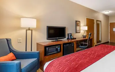 Comfort Inn La Porte