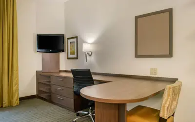 Candlewood Suites Fort Myers/Sanibel Gateway by IHG